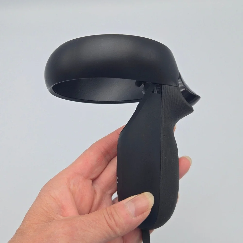 Genuine Oculus Quest 1 Rift S Touch Controller Right Only Black with AMVR Grip